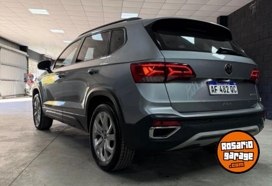 Autos - Volkswagen Taos Comfortline 2022 Nafta 40000Km - En Venta