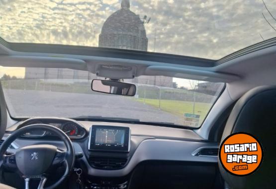 Autos - Peugeot 208 Feline 2018 Nafta 133000Km - En Venta