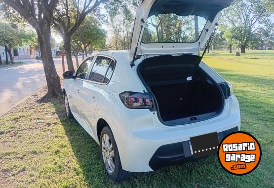 Autos - Peugeot 208 active 2022 Nafta 70000Km - En Venta