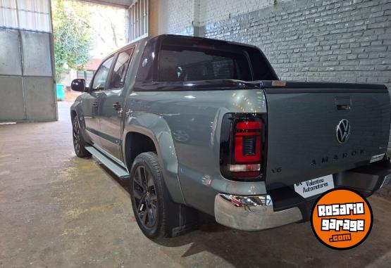Camionetas - Volkswagen AMAROK EXTREME HERO 2025 Diesel 7300Km - En Venta
