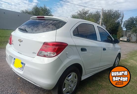 Autos - Chevrolet Onix joy 2018 Nafta 104000Km - En Venta