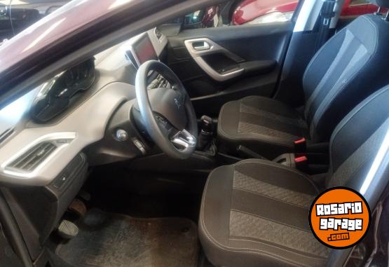 Autos - Peugeot 208 2019 Nafta 62000Km - En Venta