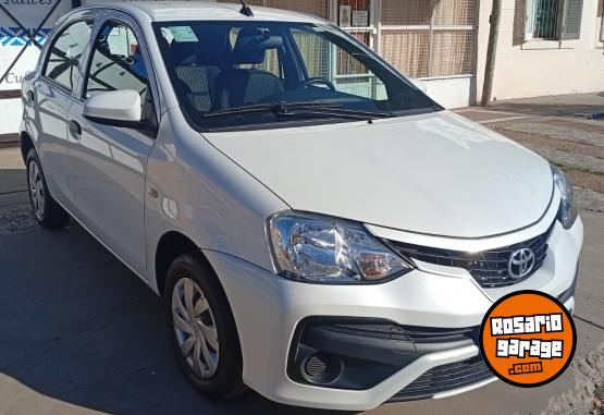 Autos - Toyota ETIOS X 5PTAS MT 2023 Nafta 26000Km - En Venta