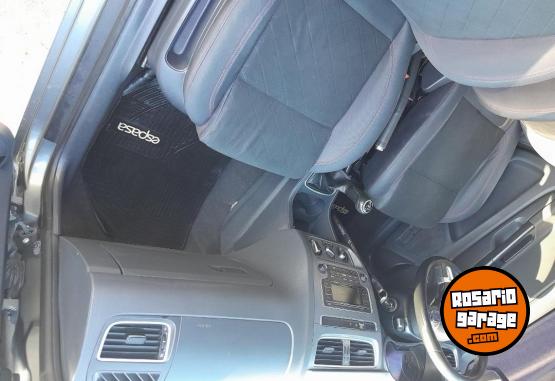 Autos - Volkswagen Suran Highline 2014 Nafta 107000Km - En Venta