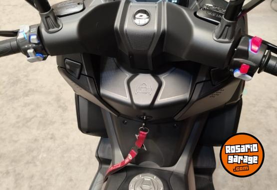 Motos - Qj Motor FORT 350 2024 Nafta 3300Km - En Venta