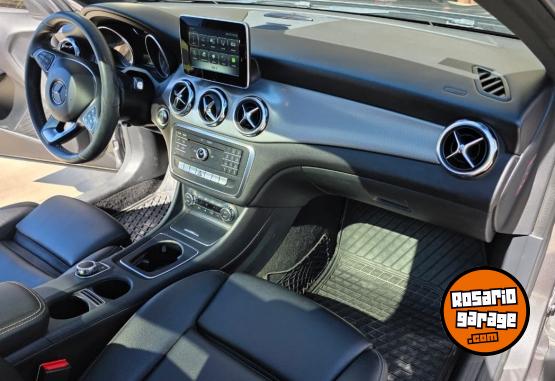 Autos - Mercedes Benz GLA 200 URBAN 2018 Nafta 155000Km - En Venta