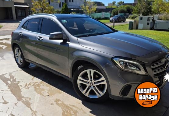 Autos - Mercedes Benz GLA 200 URBAN 2018 Nafta 155000Km - En Venta