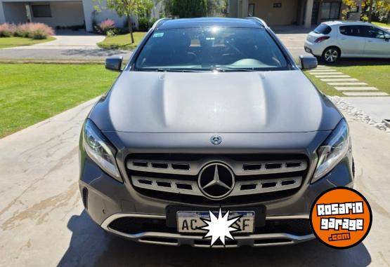 Autos - Mercedes Benz GLA 200 URBAN 2018 Nafta 155000Km - En Venta