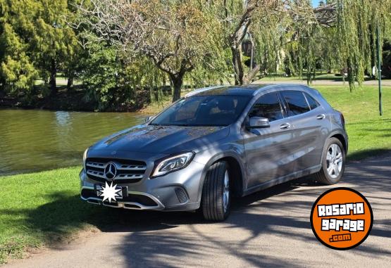 Autos - Mercedes Benz GLA 200 URBAN 2018 Nafta 155000Km - En Venta