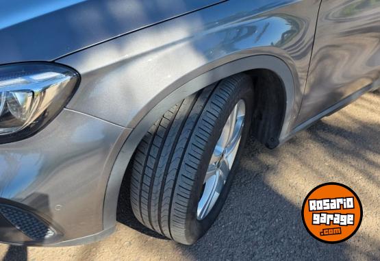 Autos - Mercedes Benz GLA 200 URBAN 2018 Nafta 155000Km - En Venta