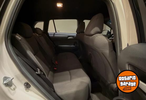 Autos - Toyota Corolla Cross XLI 2021 Nafta 73000Km - En Venta