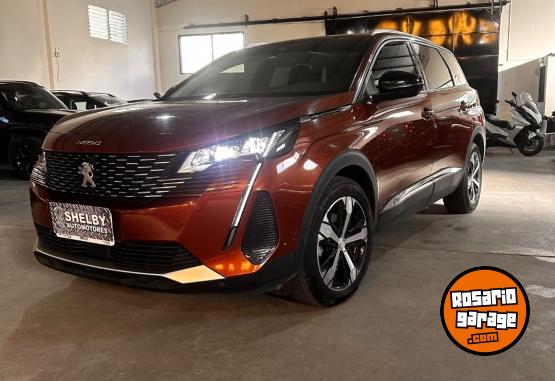 Autos - Peugeot 5008 2023 Diesel 72000Km - En Venta