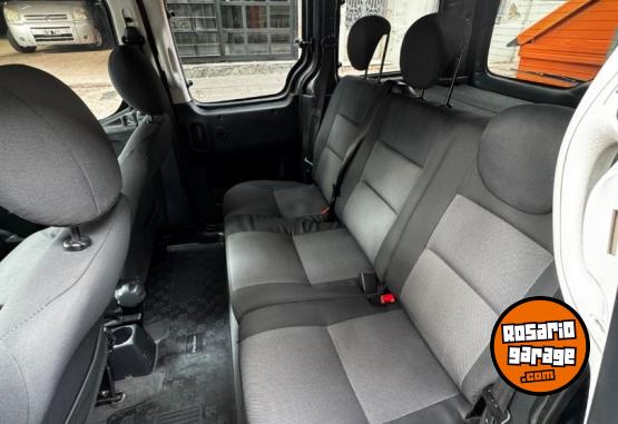 Utilitarios - Peugeot Parnet Patagonica 2015 Diesel 200000Km - En Venta