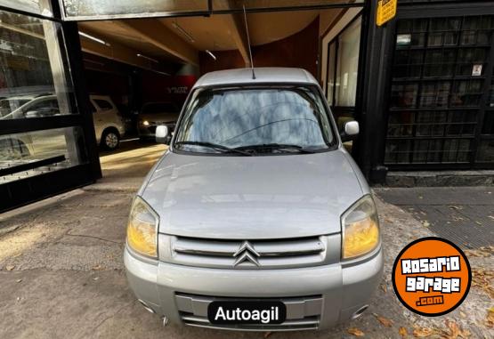 Utilitarios - Citroen Berlingo 1.6 HDI 2011 Diesel 300000Km - En Venta