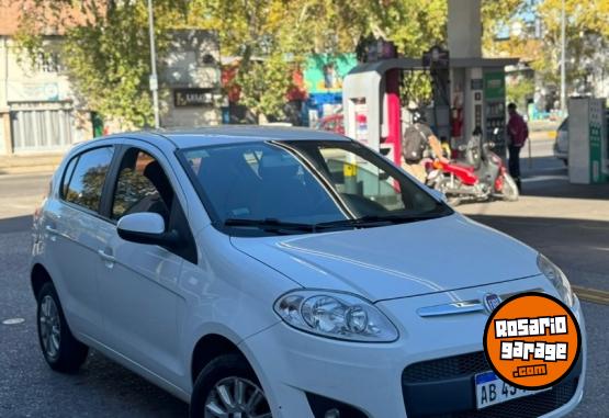 Autos - Fiat Palio Attractive 2017 Nafta 84000Km - En Venta