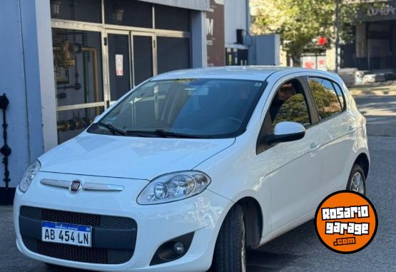 Autos - Fiat Palio Attractive 2017 Nafta 84000Km - En Venta