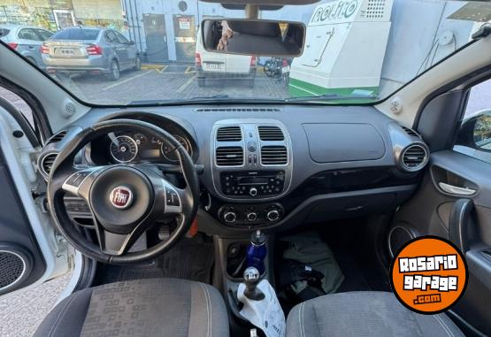 Autos - Fiat Palio Attractive 2017 Nafta 84000Km - En Venta