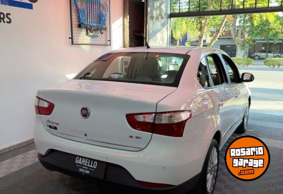 Autos - Fiat Grand Siena 1.6 Essence 2013 Nafta 77000Km - En Venta