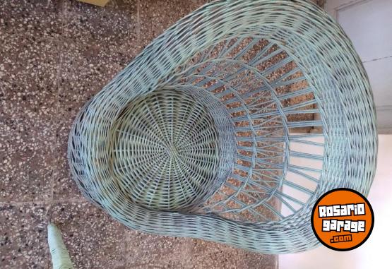 Hogar - Mesa y sillones de mimbre - En Venta
