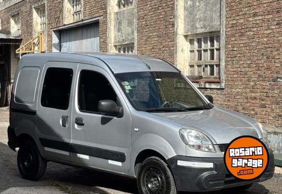 Utilitarios - Renault A�o 2012 2012 GNC 200000Km - En Venta