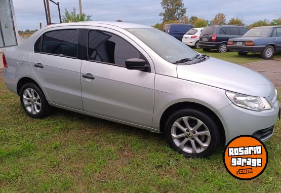 Autos - Volkswagen Voyage 2011 Nafta 119000Km - En Venta