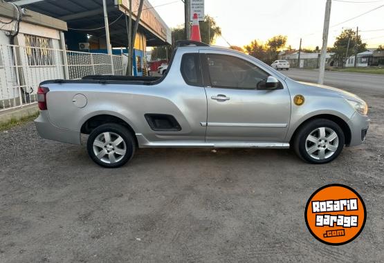 Camionetas - Chevrolet Montana Sport 2013 GNC 210000Km - En Venta
