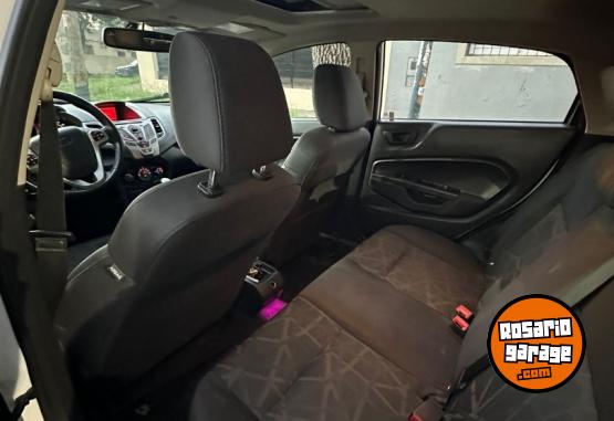 Autos - Ford Fiesta Kinectic Titanium 2012 Nafta 171000Km - En Venta