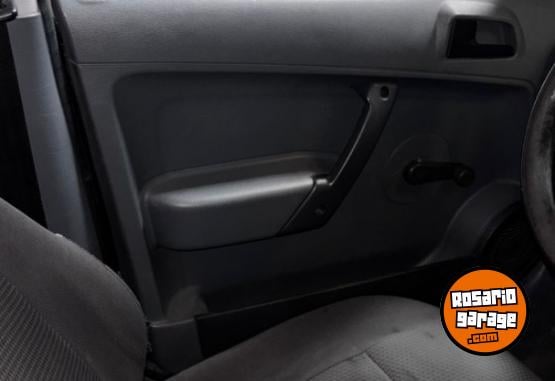 Autos - Volkswagen Gol 2011 GNC 220000Km - En Venta