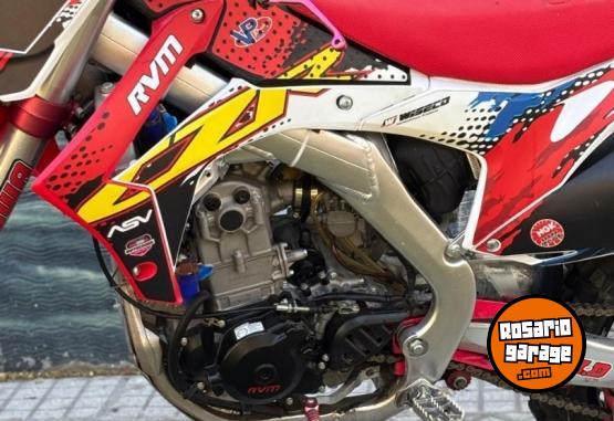 Motos - RVM 250 2023 Nafta 7000Km - En Venta