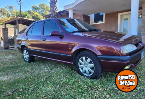 Autos - Renault 19 1996 Nafta 245000Km - En Venta
