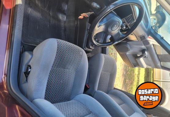 Autos - Renault 19 1996 Nafta 245000Km - En Venta