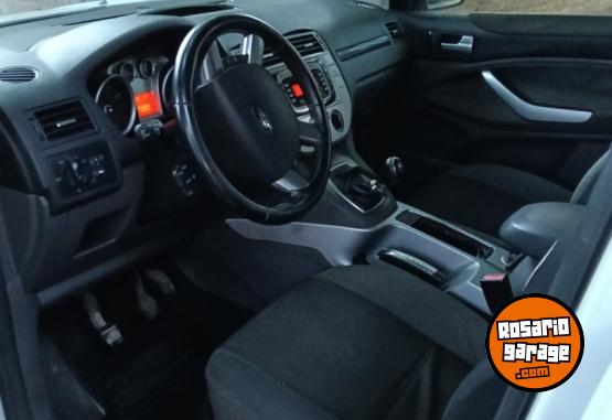 Camionetas - Ford Kuga trend 2012 Nafta 134000Km - En Venta