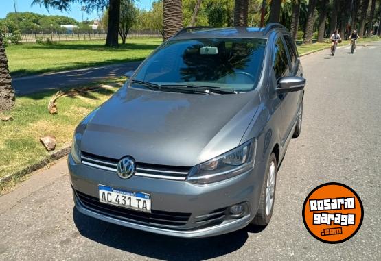 Autos - Volkswagen Suran 2018 Nafta 72000Km - En Venta