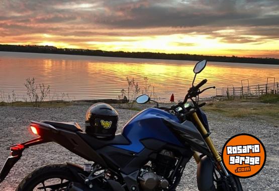 Motos - Honda CB 300 2023 Nafta 12000Km - En Venta