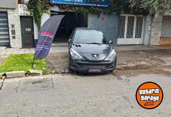 Autos - Peugeot 207 2010 Diesel 156000Km - En Venta