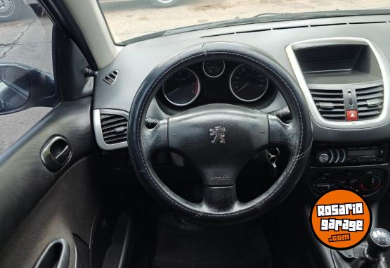 Autos - Peugeot 207 2010 Diesel 156000Km - En Venta