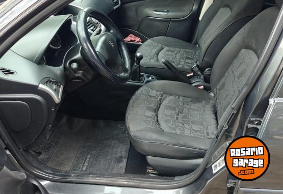 Autos - Peugeot 207 2010 Diesel 156000Km - En Venta