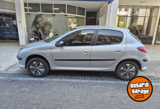 Autos - Peugeot 206 Hdi Premium 2007 Diesel 282000Km - En Venta