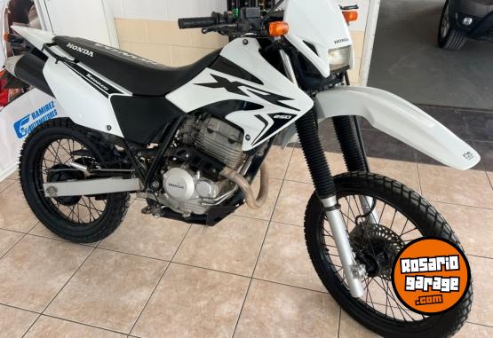 Motos - Honda TORNADO 250CC 2015 Nafta 34000Km - En Venta