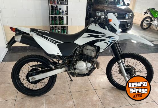 Motos - Honda TORNADO 250CC 2015 Nafta 34000Km - En Venta