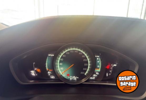 Autos - Volvo V40 T4 INSCRIP 2019 Nafta 57146Km - En Venta