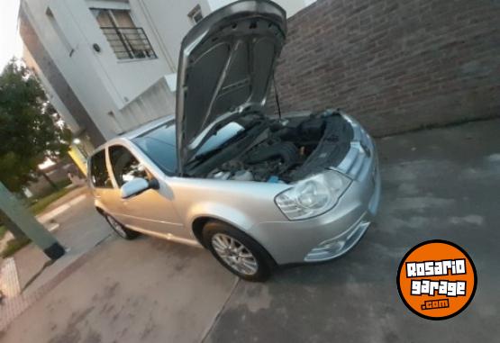 Autos - Volkswagen Golf hight line 2011 Nafta 143000Km - En Venta