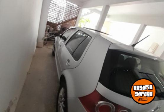 Autos - Volkswagen Golf hight line 2011 Nafta 143000Km - En Venta