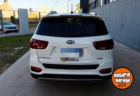 Camionetas - Kia SORENTO CRDI GT LINE 2020 Diesel 94000Km - En Venta