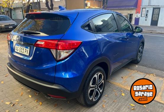 Autos - Honda HRV 2023 Nafta 25000Km - En Venta