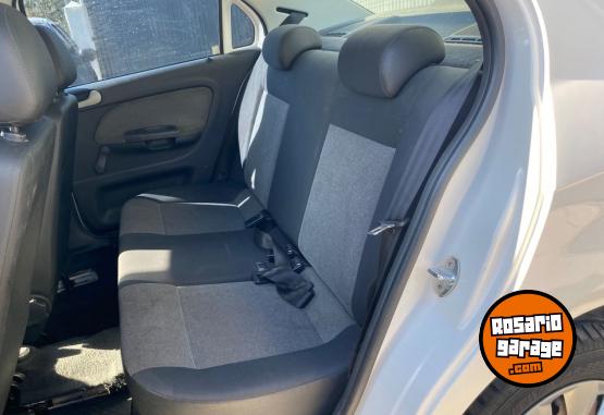 Autos - Volkswagen Voyage 2013 GNC 150000Km - En Venta