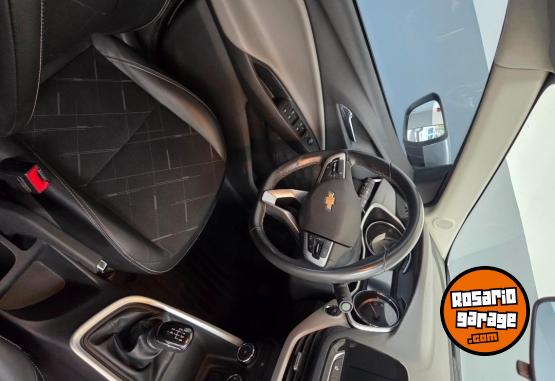 Autos - Chevrolet Onix 2020 Nafta 145000Km - En Venta