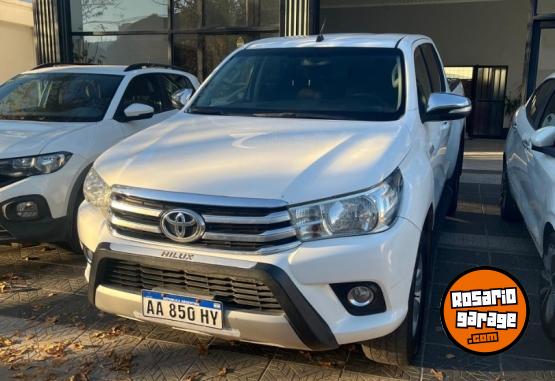 Autos - Toyota Toyota Hillux 2.8 TDI SRV 2017 Diesel  - En Venta