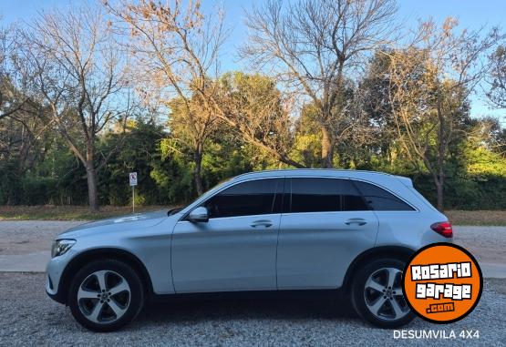 Camionetas - Mercedes Benz GLC 300 OFFROAD 4MATIC 2017 Nafta 80000Km - En Venta