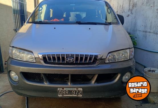 Utilitarios - Hyundai DIESEL 2,5 TURBO 2001 Diesel 280000Km - En Venta